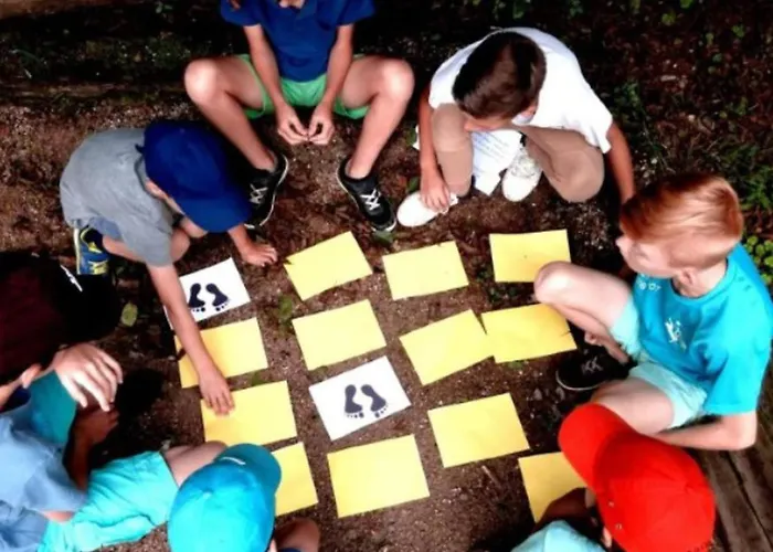 אתר קמפינג 4 Pieces Avec Terrasse, Jusqu'a 7 Personnes - Api-1-52-1424 La Bastide-de-Sérou