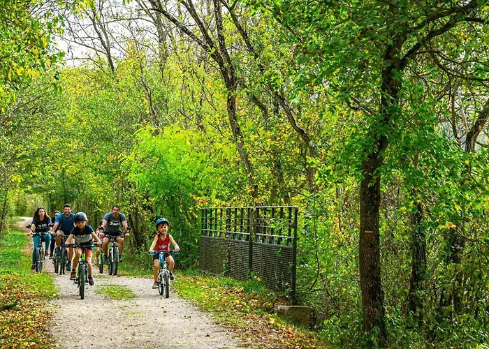 4 Pieces Avec Terrasse, Jusqu'a 7 Personnes - Api-1-52-1424 אתר קמפינג *