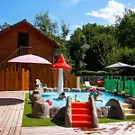4 Pièces Avec Terrasse, Jusqu'à 7 Personnes - Api-1-52-1424