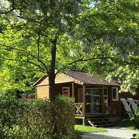 Campsite 4 Pieces Avec Terrasse, Jusqu'a 7 Personnes - Api-1-52-1424 La Bastide-de-Serou