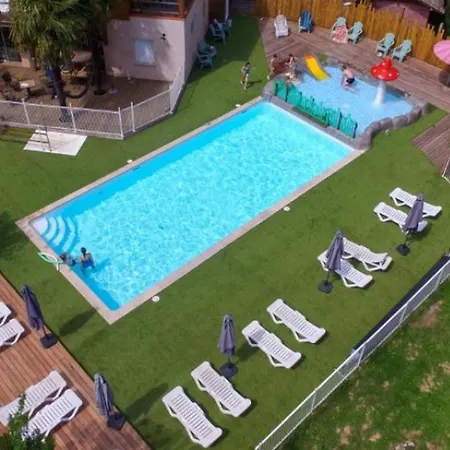 4 Pieces Avec Terrasse, Jusqu'a 7 Personnes - Api-1-52-1424